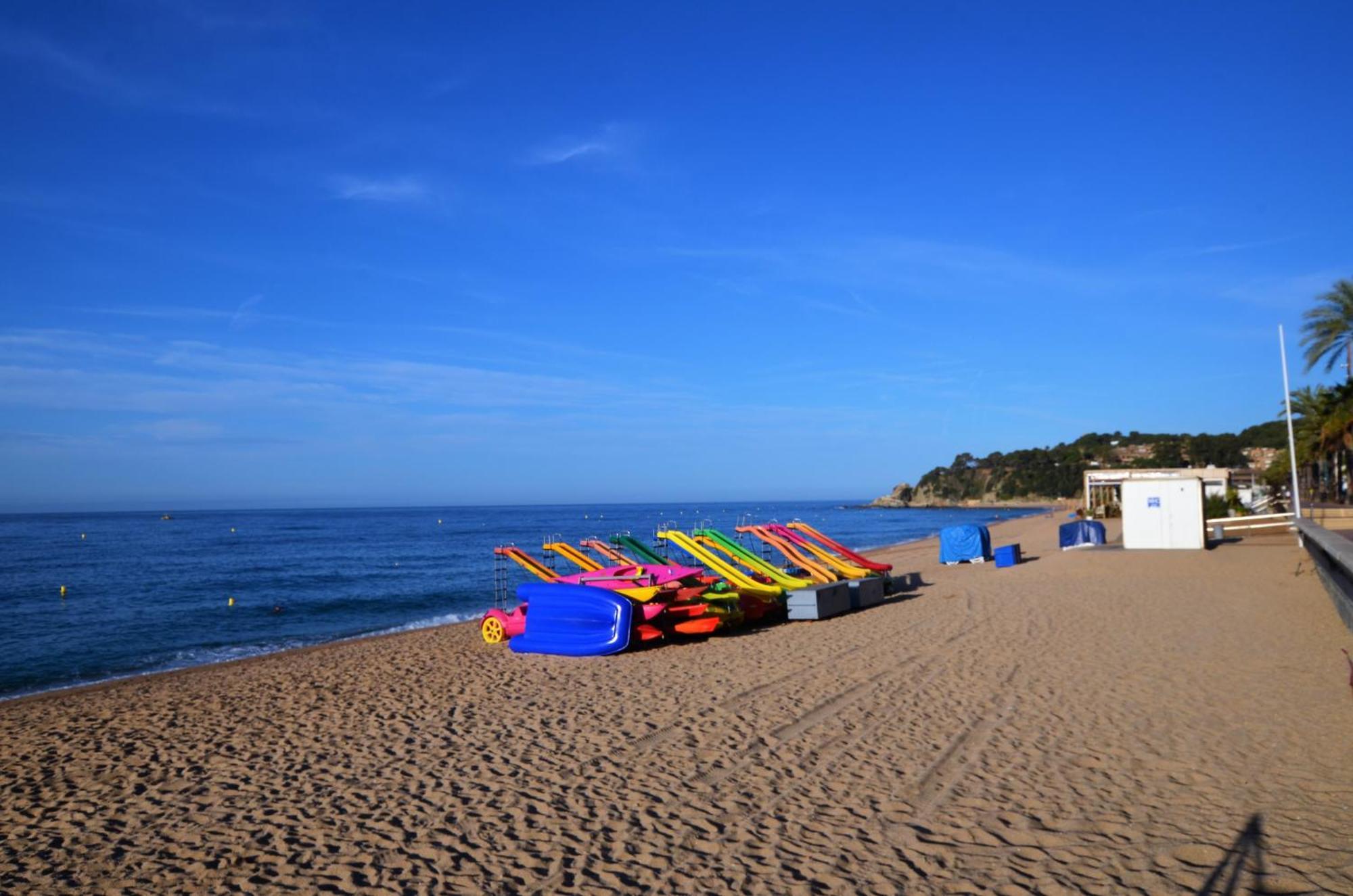 Villa Fernando 12 Personas 8Km Lloret De Mar خيرونا المظهر الخارجي الصورة